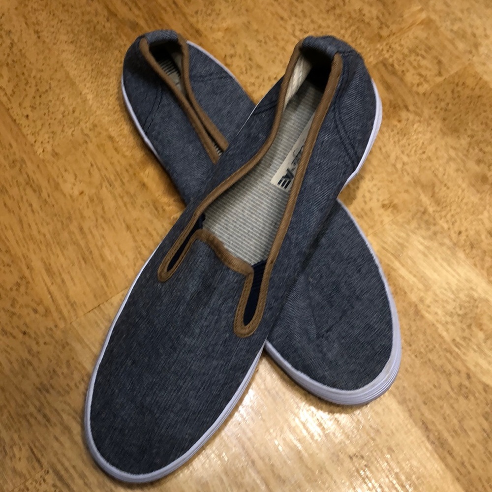 American Eagle Women’s Shoes Size 8.5